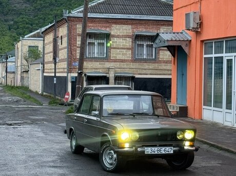 LADA (VAZ) 2106