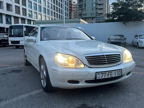 Mercedes S 500