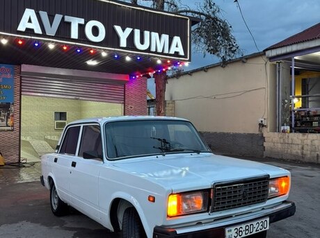 LADA (VAZ) 2107
