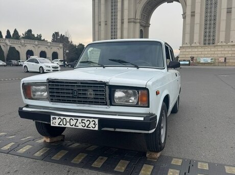 LADA (VAZ) 2107