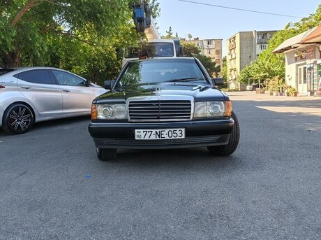 Mercedes 190