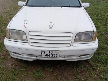 Mercedes C 220