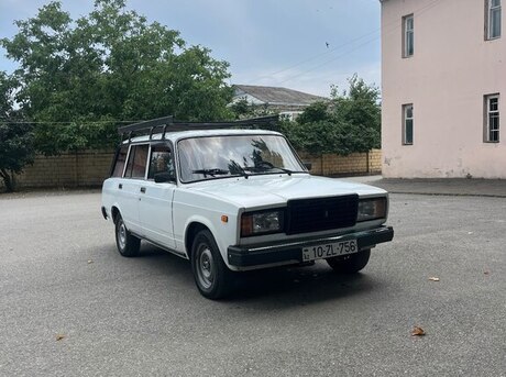LADA (VAZ) 2104