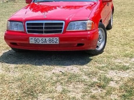 Mercedes C 200