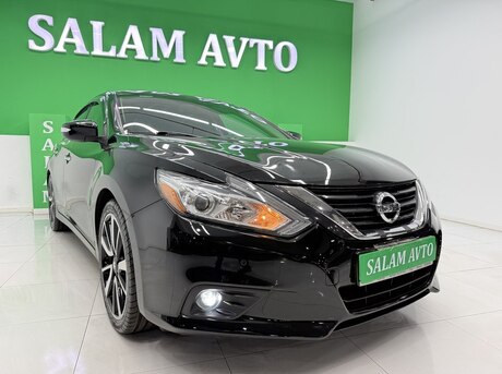 Nissan Altima