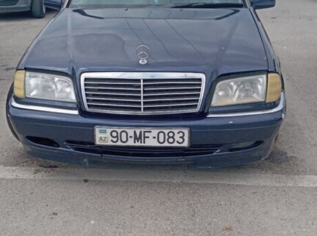 Mercedes C 240