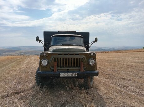 GAZ 53