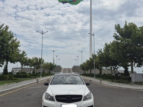Mercedes C 250