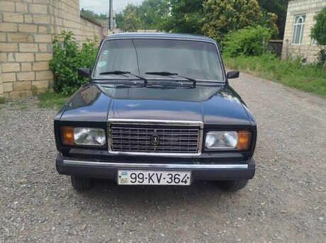 LADA (VAZ) 2107