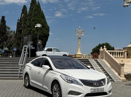 Hyundai Azera
