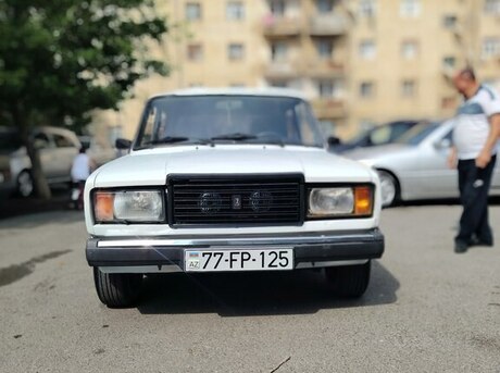 LADA (VAZ) 2107