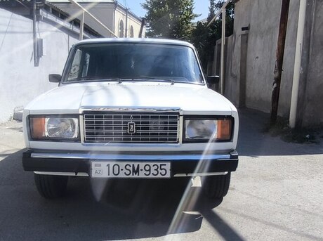 LADA (VAZ) 2107