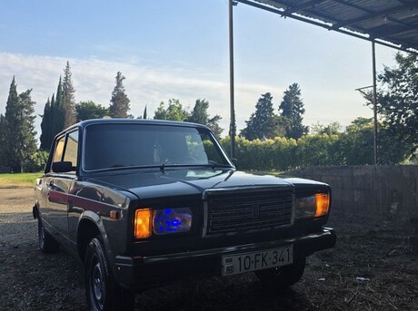 LADA (VAZ) 2107
