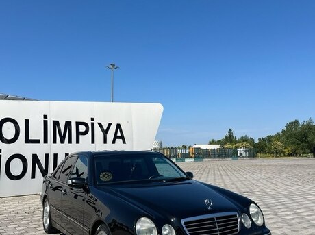 Mercedes E 240