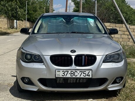 BMW 525