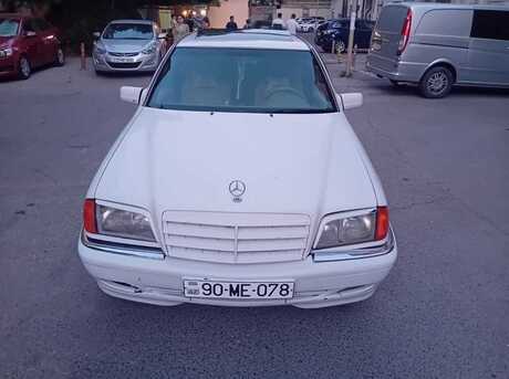 Mercedes C 230