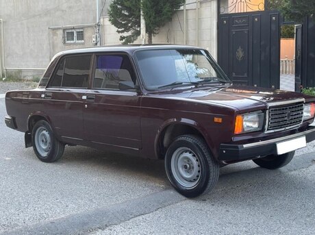 LADA (VAZ) 2107
