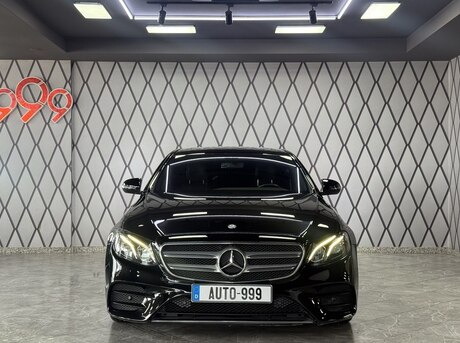 Mercedes E 300