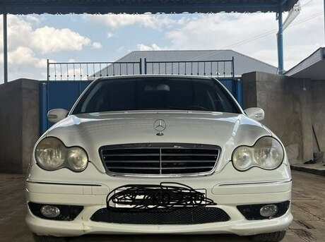 Mercedes C 230