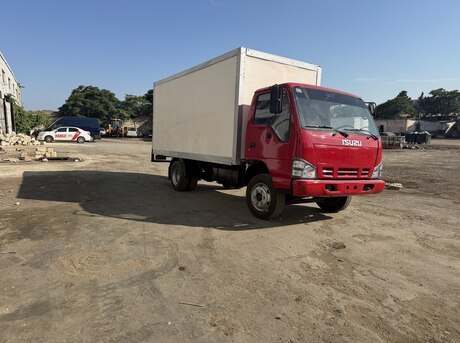 Isuzu NPR 66 L