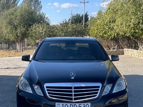 Mercedes E 220
