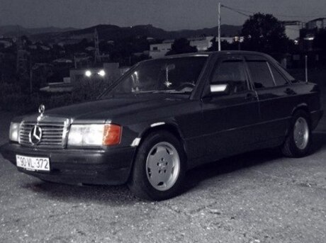 Mercedes 190