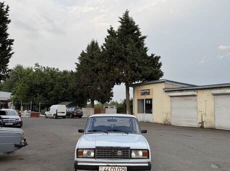 LADA (VAZ) 2107