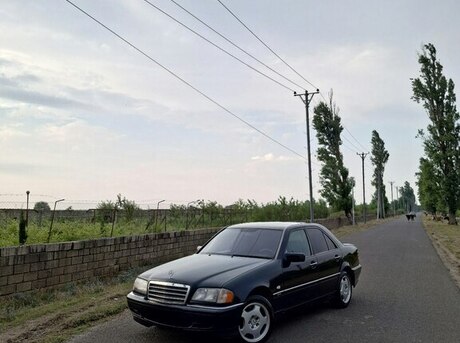 Mercedes C 220