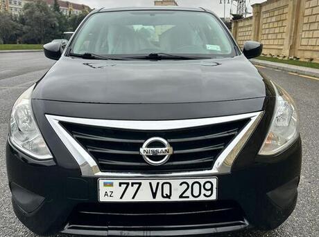 Nissan Versa