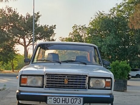 LADA (VAZ) 2107