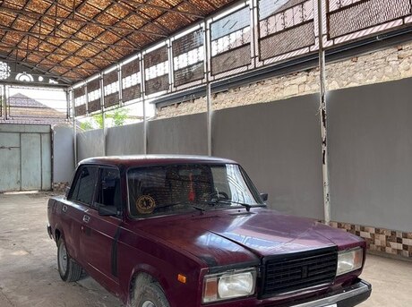 LADA (VAZ) 2107