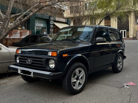 LADA (VAZ) Niva