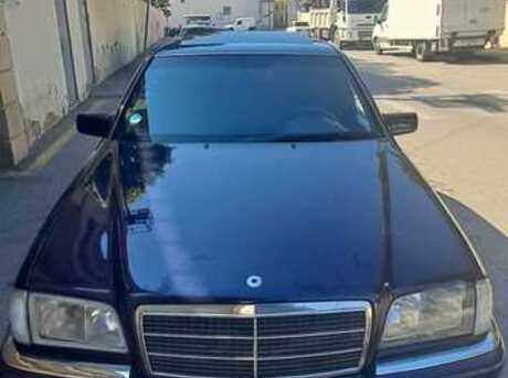 Mercedes C 240