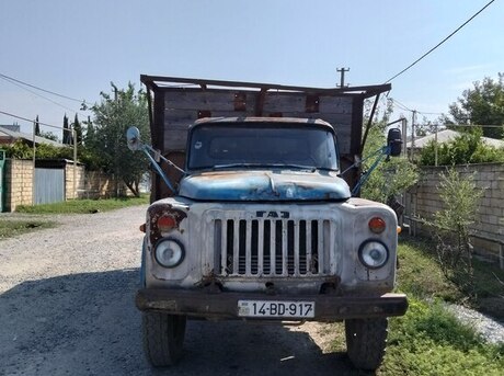 GAZ 53