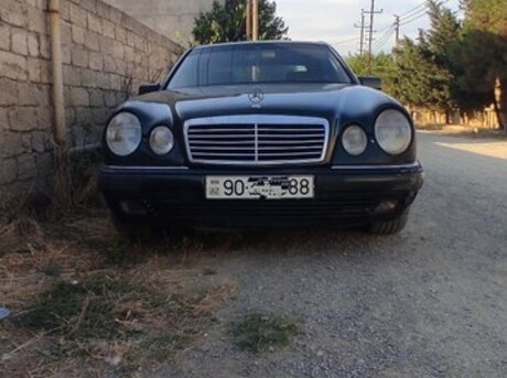 Mercedes E 280