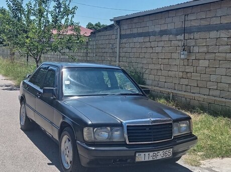Mercedes 190