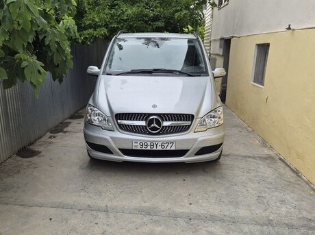 Mercedes Viano