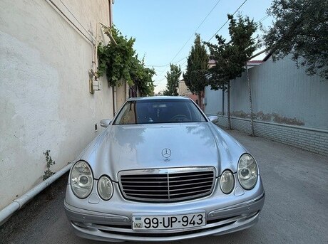 Mercedes E 270