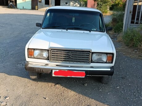 LADA (VAZ) 2107