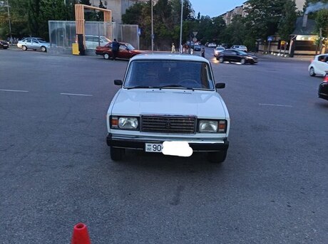 LADA (VAZ) 2107