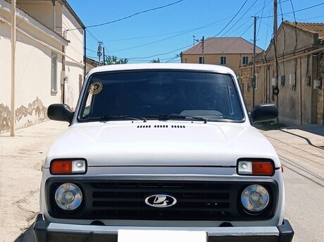 LADA (VAZ) Niva
