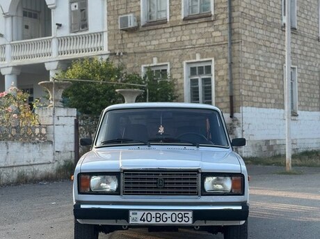 LADA (VAZ) 2107
