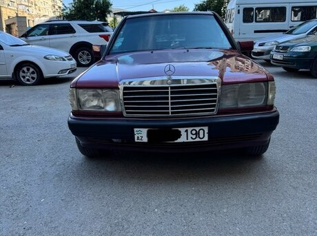 Mercedes 190
