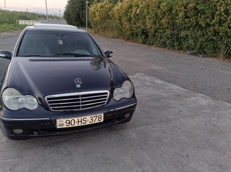 Mercedes C 180