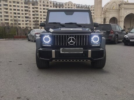 Mercedes G 500