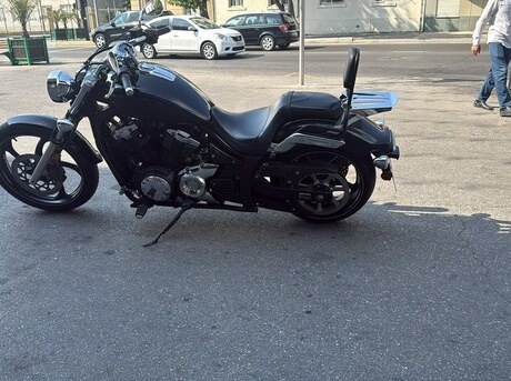 Yamaha Stryker
