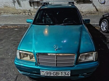 Mercedes C 180