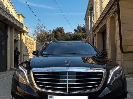 Mercedes S 500