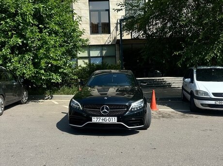 Mercedes C 300