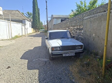 LADA (VAZ) 2107